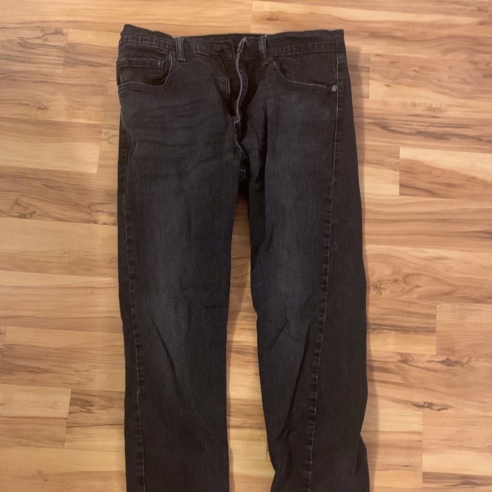 Black Levi’s 512